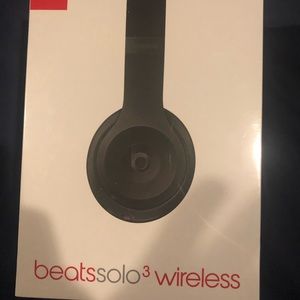 Beats Solo 3 Headphones